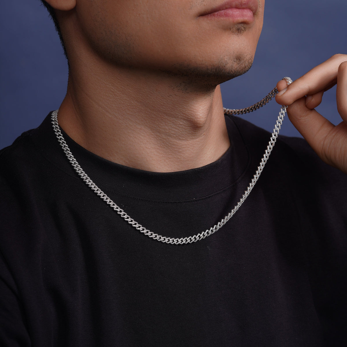 How to Choose a Chain for Your Body Type: Men’s Style Guide